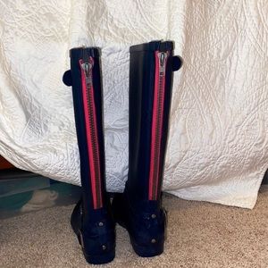 COPY - Rain boots size 7